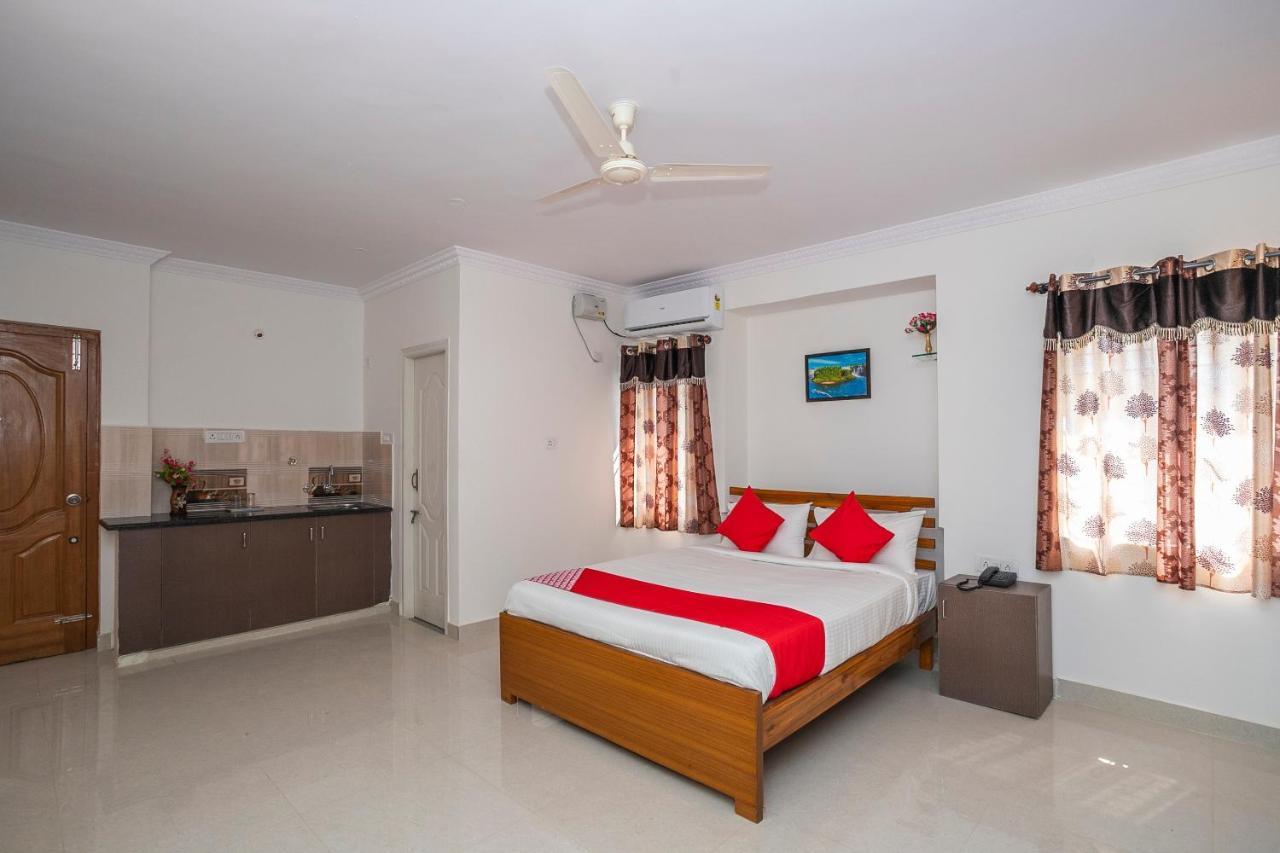 Oyo 27839 Manyata Residency Hotel Bangalore Esterno foto