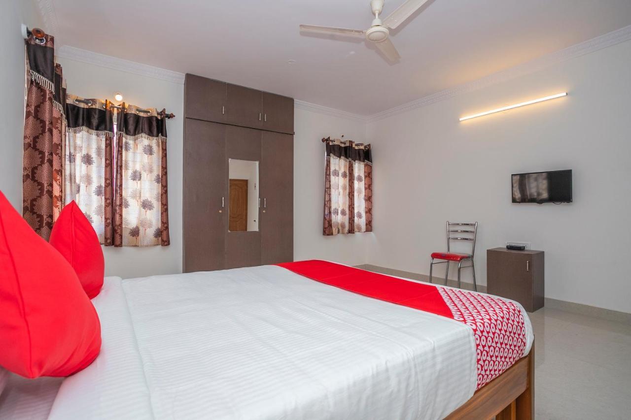 Oyo 27839 Manyata Residency Hotel Bangalore Esterno foto