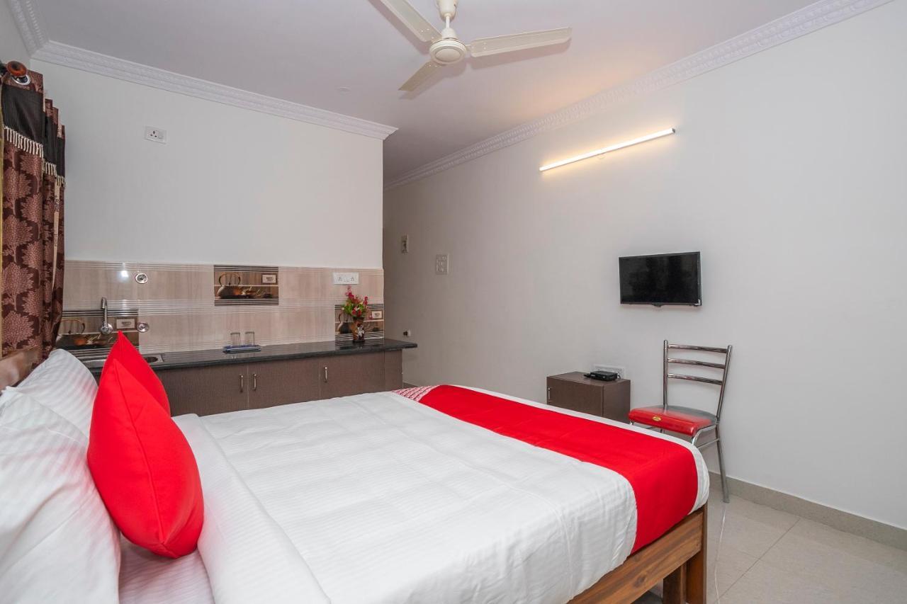 Oyo 27839 Manyata Residency Hotel Bangalore Esterno foto