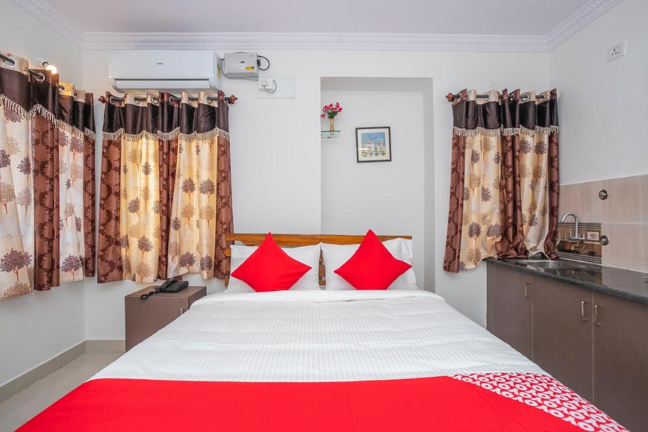 Oyo 27839 Manyata Residency Hotel Bangalore Esterno foto